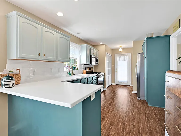 51 Eagle Dr — Photo 9
