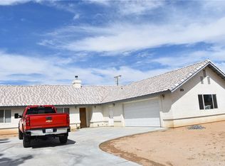 18310 Symeron Ln, Apple Valley, CA 92307