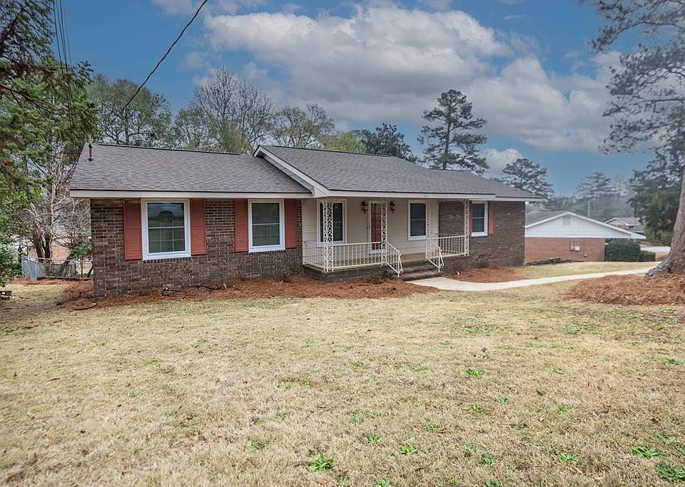 1st image of 4819 Yosemite Dr