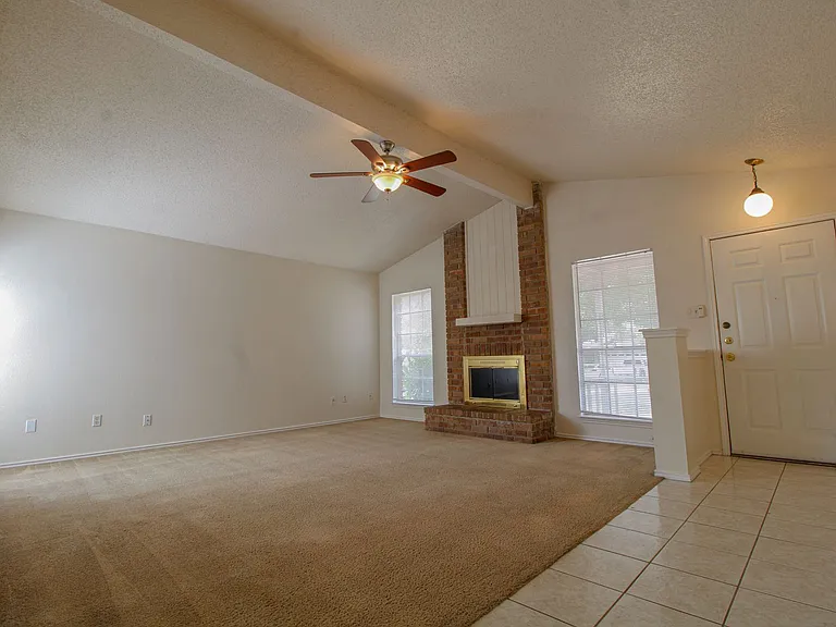 6214 Ridge Glade St — Photo 8