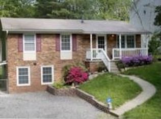 196 Locust Ct, Arden, NC 28704