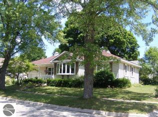 515 Oak St, Cadillac, MI 49601