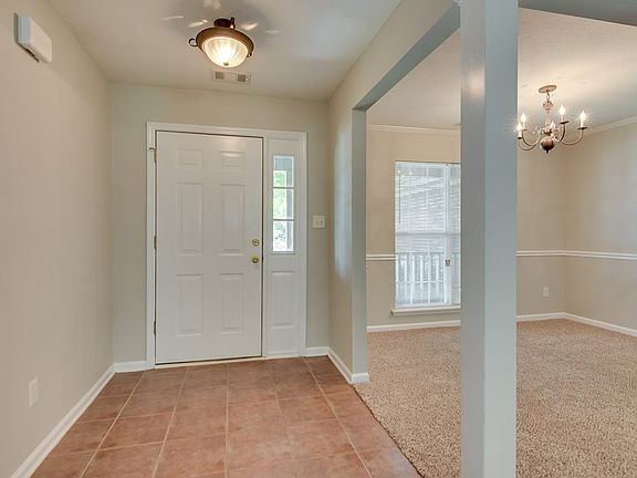3rd image of 4527 Country Glen Cir