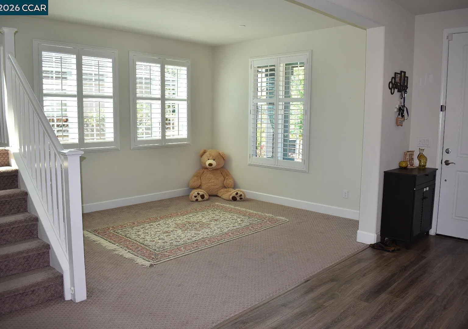 5 bed, 3578 sqft, $4,495 — Photo 4