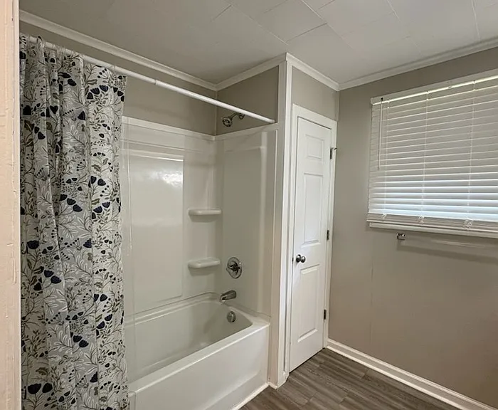 105 Hudson St — Photo 12