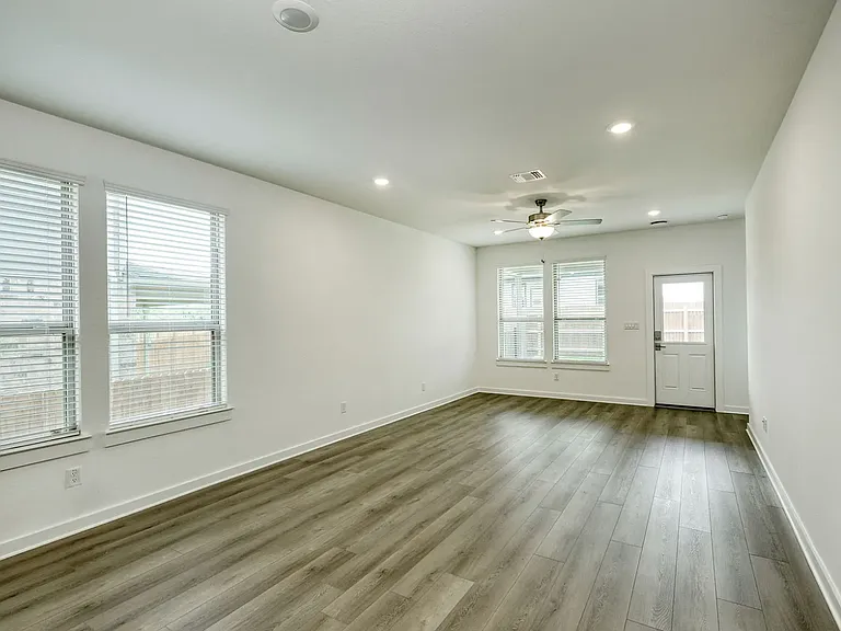 436 Bristlecone Bnd — Photo 11