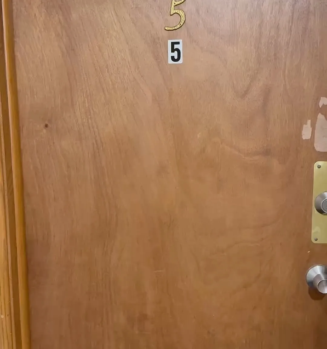 2 bed, 900 sqft, $1,100 — Photo 1