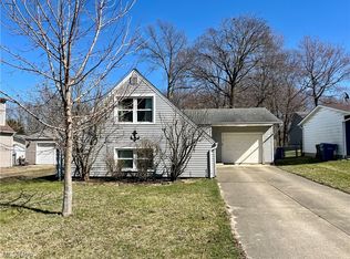 457 Woodside Ave, Vermilion, OH 44089