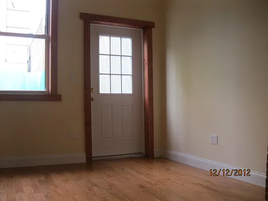 Rented by The Hamilton Group | media 23
