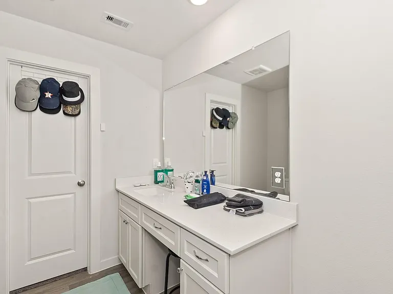 76 Road 51030 — Photo 20