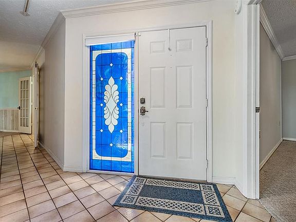 3rd image of 7450 Lake Forest Cir