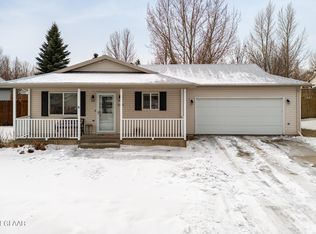 5125 W Maple Ave, Grand Forks, ND 58203