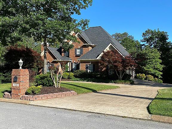 4th image of 9231 Royal Mountain Dr