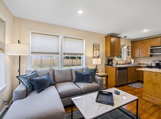 2 Harvest Rd #1, Wakefield, MA 01880