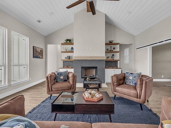 3rd image of 3171 Pear Orchard Rd