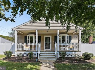 6 Honeycomb Rd, Middle River, MD 21220