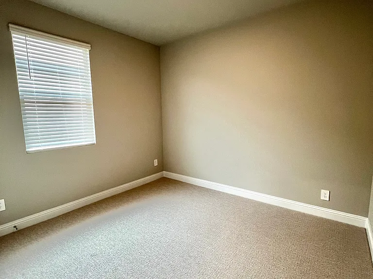 1409 Winters Way — Photo 15