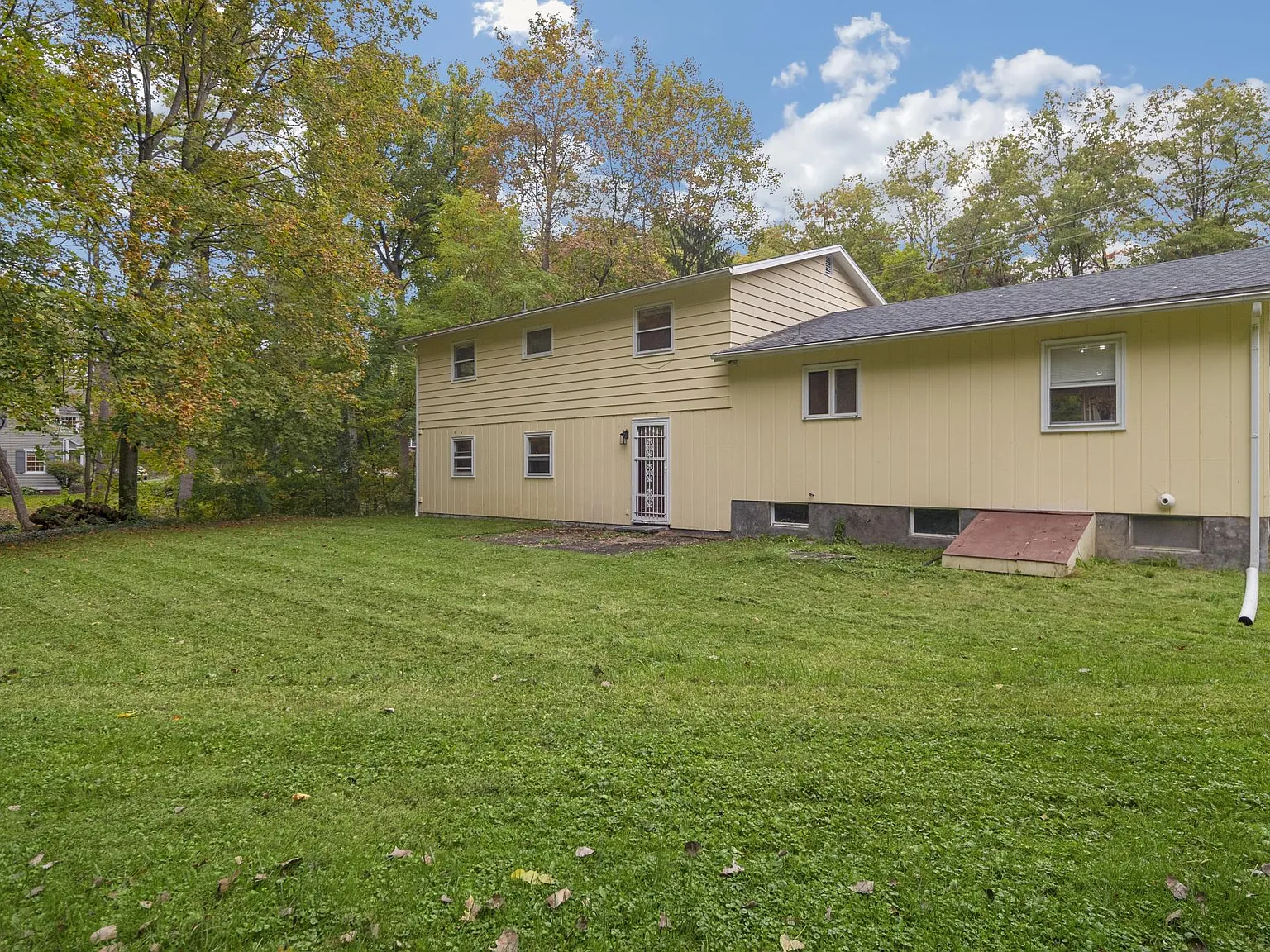 704 Triphammer Rd — Photo 2