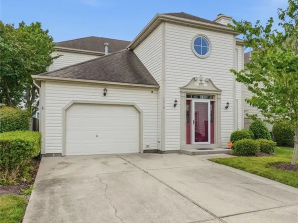 1519 Tallwood Cir, Chesapeake, VA 23320