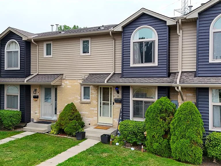 27 York Cres #17 — Photo 26