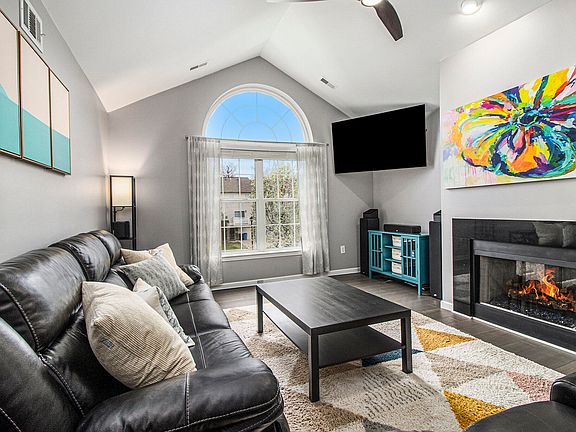 4th image of 3105 Primrose Ln