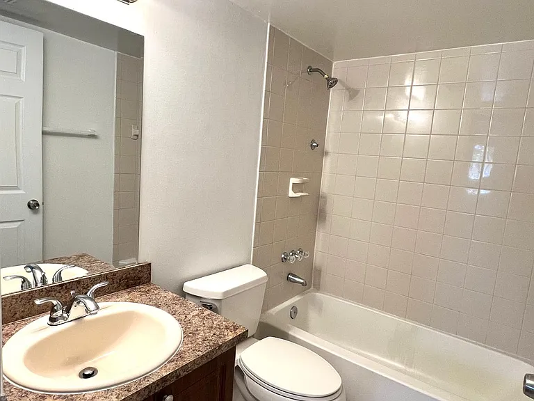 351 Palm Way #204 — Photo 6