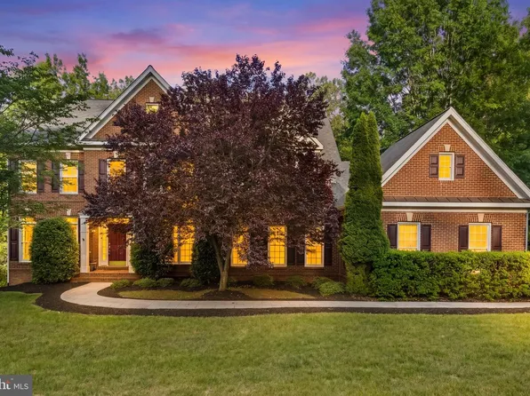 11019 Bacon Race Rd, Woodbridge, VA 22192