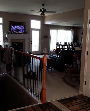 4th image of 804 SW Hill Top Ct