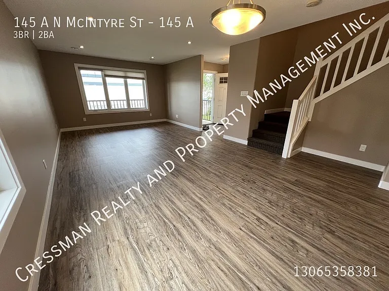 145 McIntyre St N #A — Photo 7
