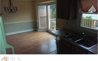 4th image of 2694 Arbor Glen Pl