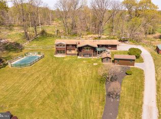 410 Windward Ln, Shepherdstown, WV 25443