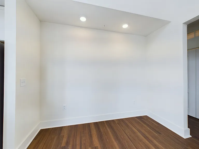Hickory Cottages Apartment Homes — Photo 66