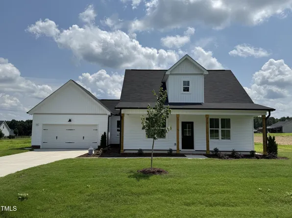 432 Springtooth Dr, Zebulon, NC 27597
