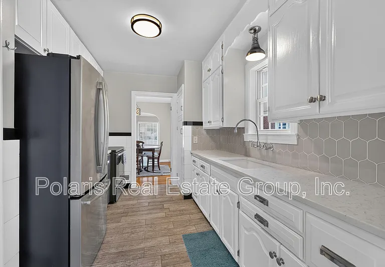 5428 E 10th St — Photo 15