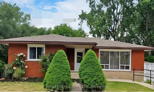 100 Fairway Rd N Photo 1