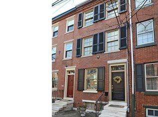 112 Queen St, Philadelphia, PA 19147