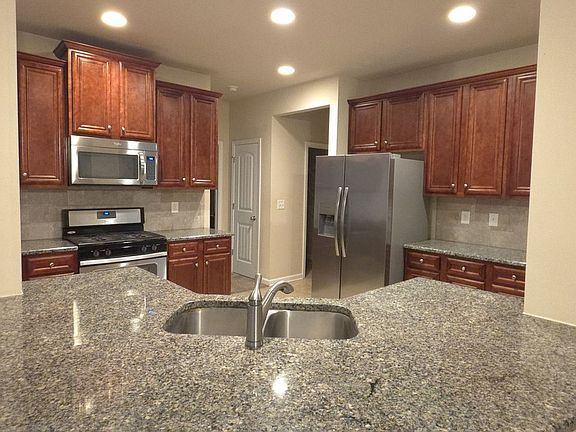 5th image of 515 Sea Dunes Ct
