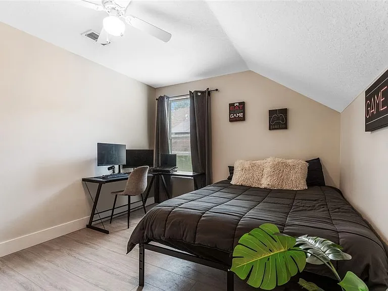 2944 Prairie Iris Dr — Photo 13