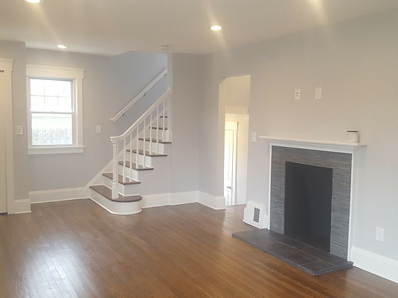 5th image of 14819 Athens Ave