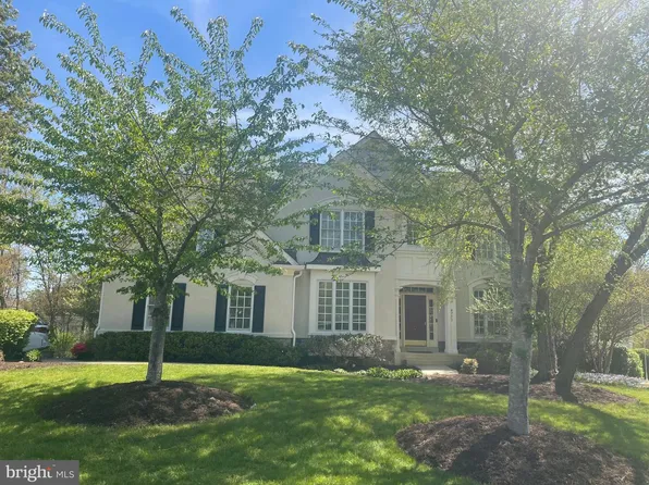 4755 Sun Orchard Dr, Chantilly, VA 20151