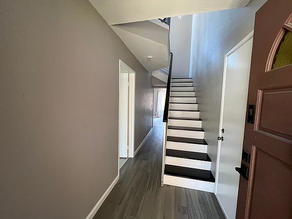 3rd image of 1121 Eureka St APT 1