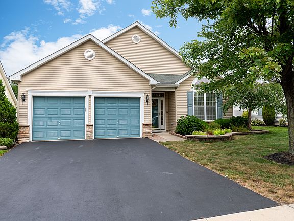 2nd image of 426 Monticello Ln