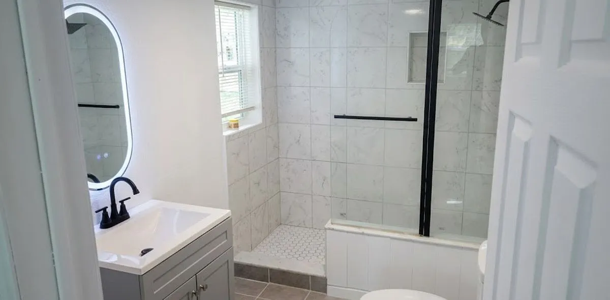 4 bed, 2.0 bath, 1409 sqft, $1,700 — Photo 4