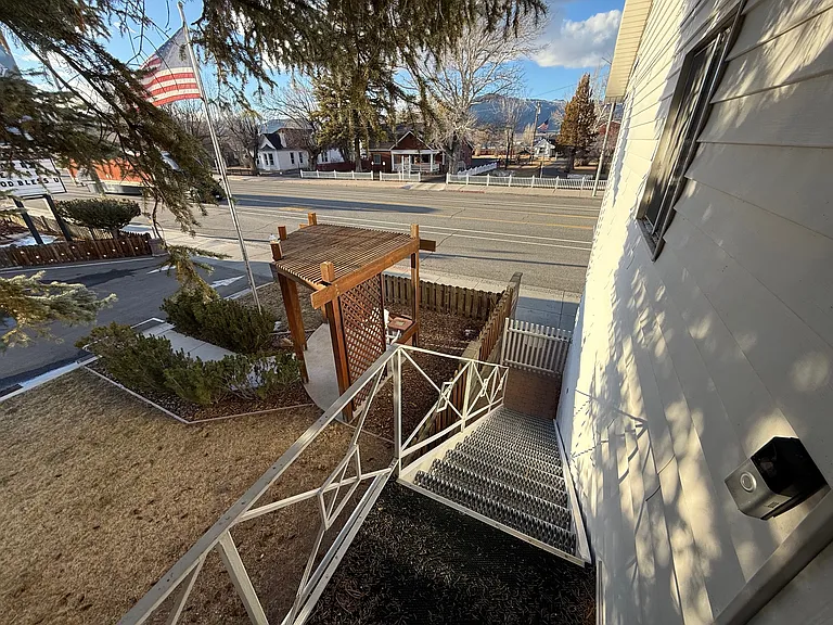 323 Main St #A — Photo 24