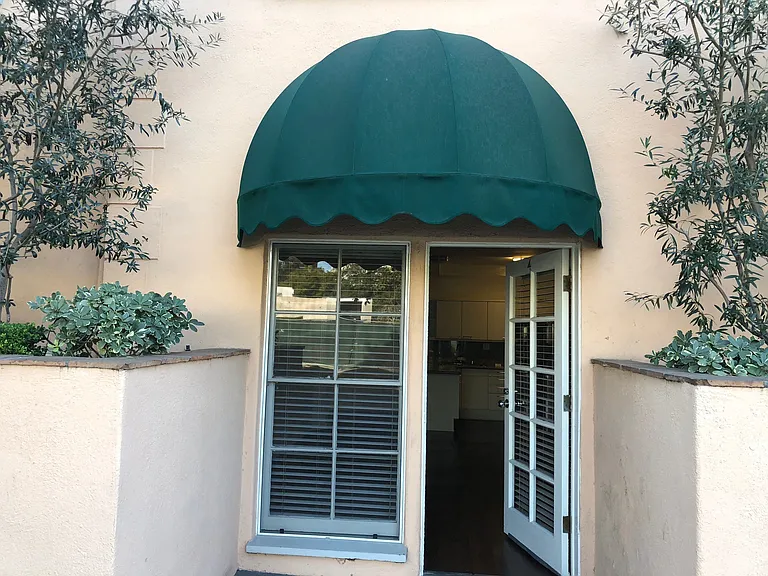 Lindbrook Manor Apartments — Photo 118