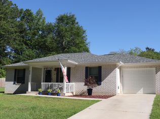 2020 Lacey Ln, Crestview, FL 32536