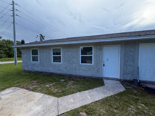 5001 Eastwood Dr APT A, Fort Pierce, FL 34951