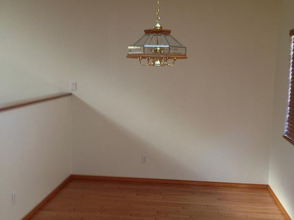 5th image of 1602 Candlewood St