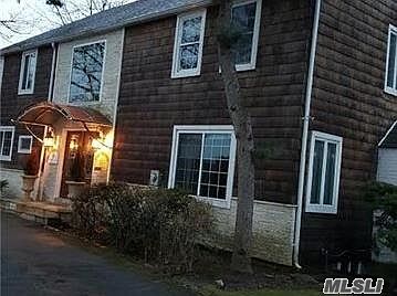 2nd image of 8 Richards Ln