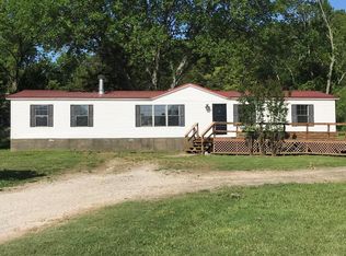 11097 S Highway 16, Elkins, AR 72727